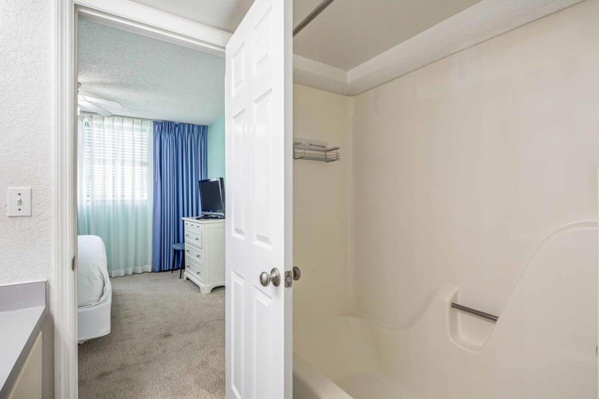 Tortuga Suite At Sunrise Suites Resort - Heated Pool, Hot Tub & Free Parking Key West Buitenkant foto